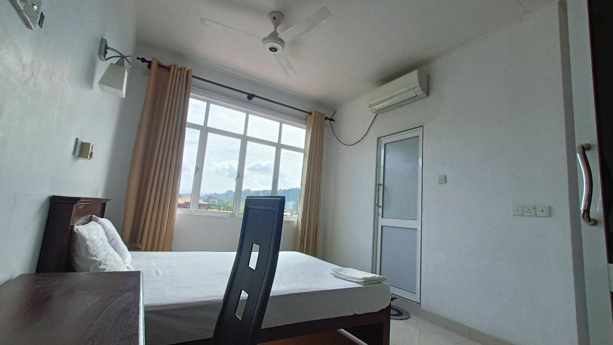 Smile Hub Kandy -Youth Hostel- الغرفة الصورة